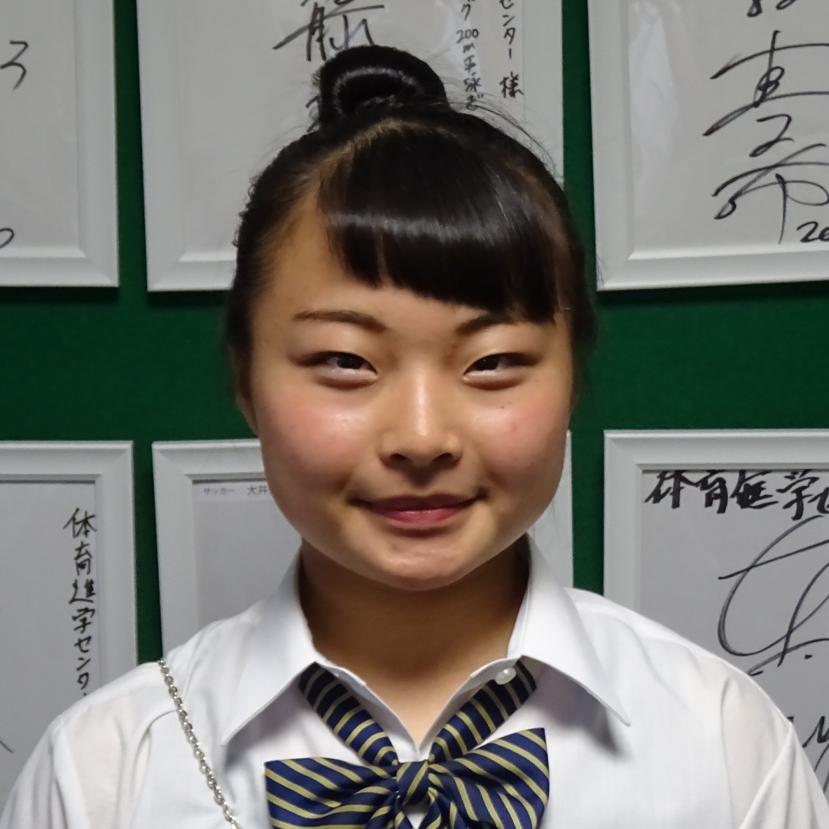 小竹華穂子.jpg