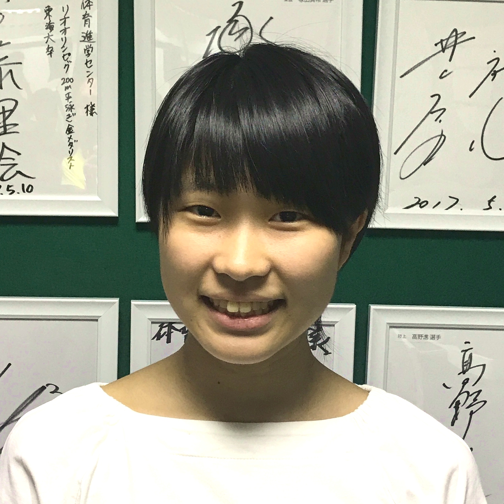 吉田晴香.jpg