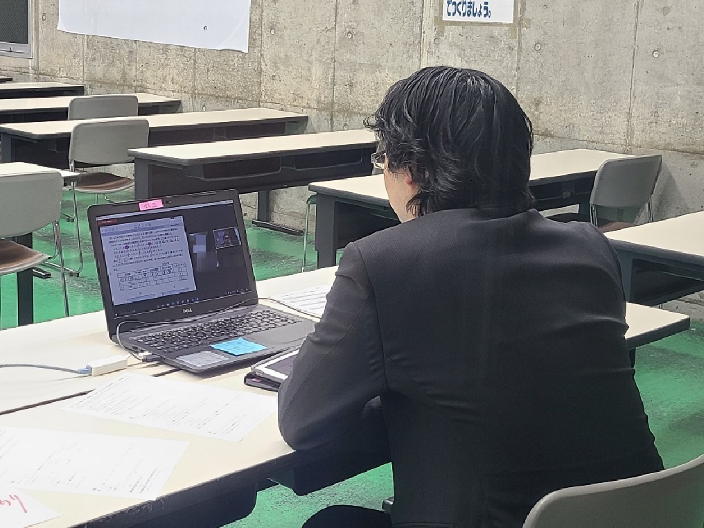 https://www.e-taishin.com/diary/img/20210118abe02%E7%AA%AA%E7%94%B0%E5%85%88%E7%94%9F%E3%82%AA%E3%83%B3%E3%83%A9%E3%82%A4%E3%83%B3.jpg