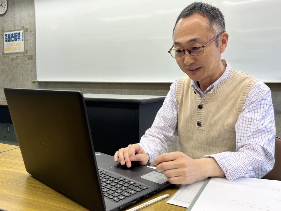 https://www.e-taishin.com/event/common/img/teacher1.jpg