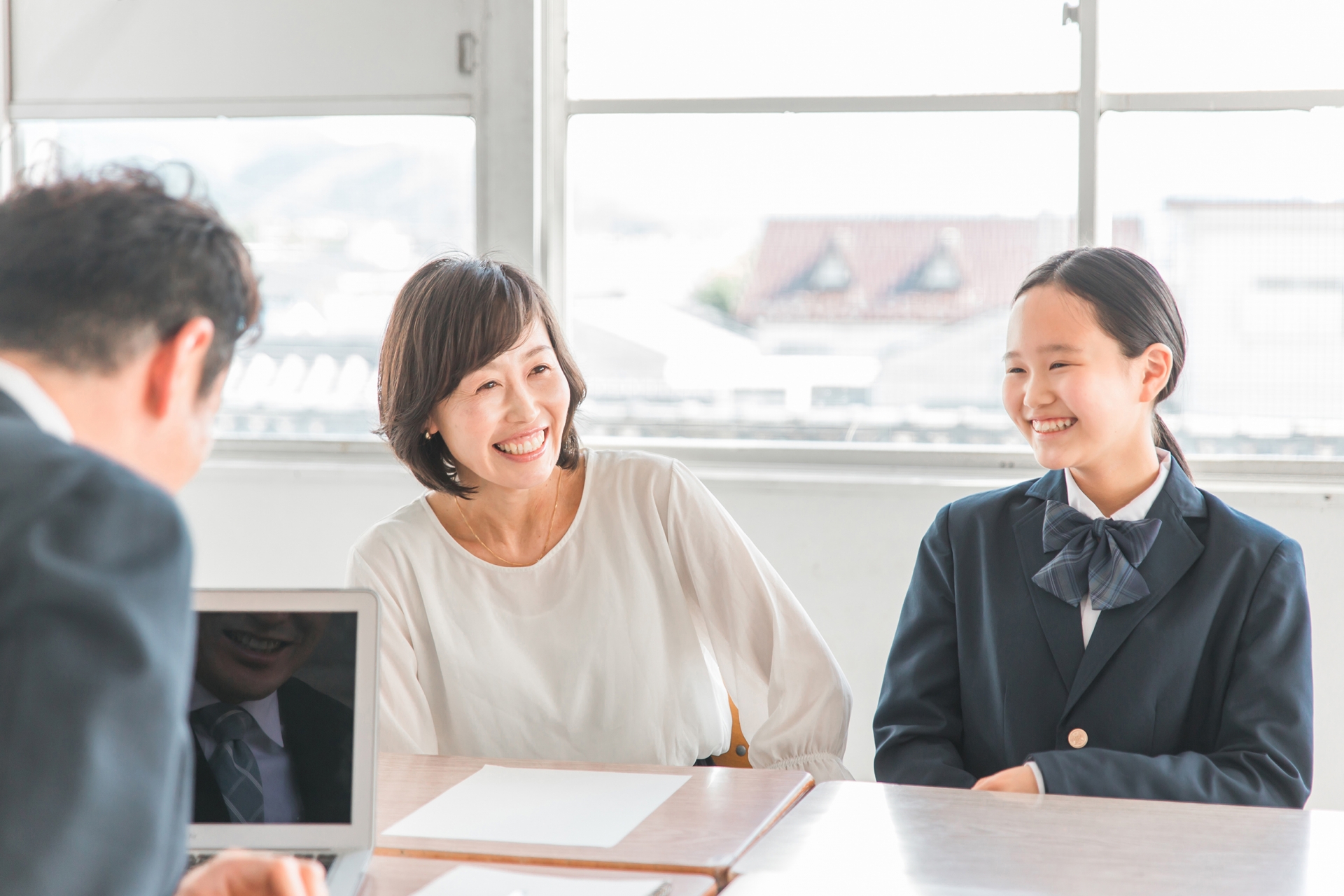 個別相談のご案内・予約はこちら
